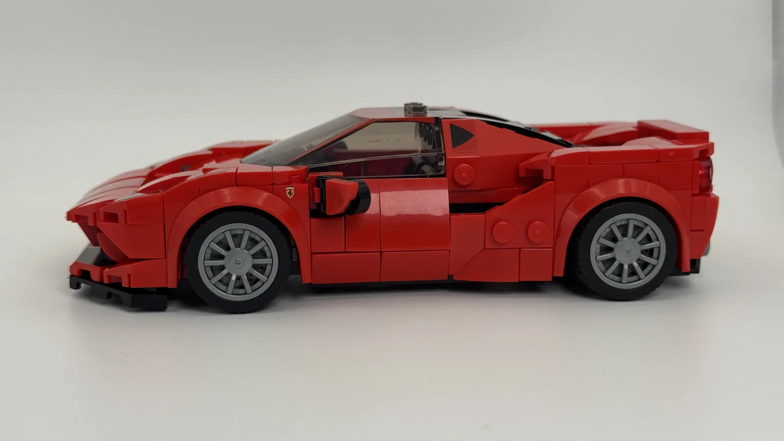Ferrari F8 Tributo LEGO Speed Champions model additional image 3 thumbnail