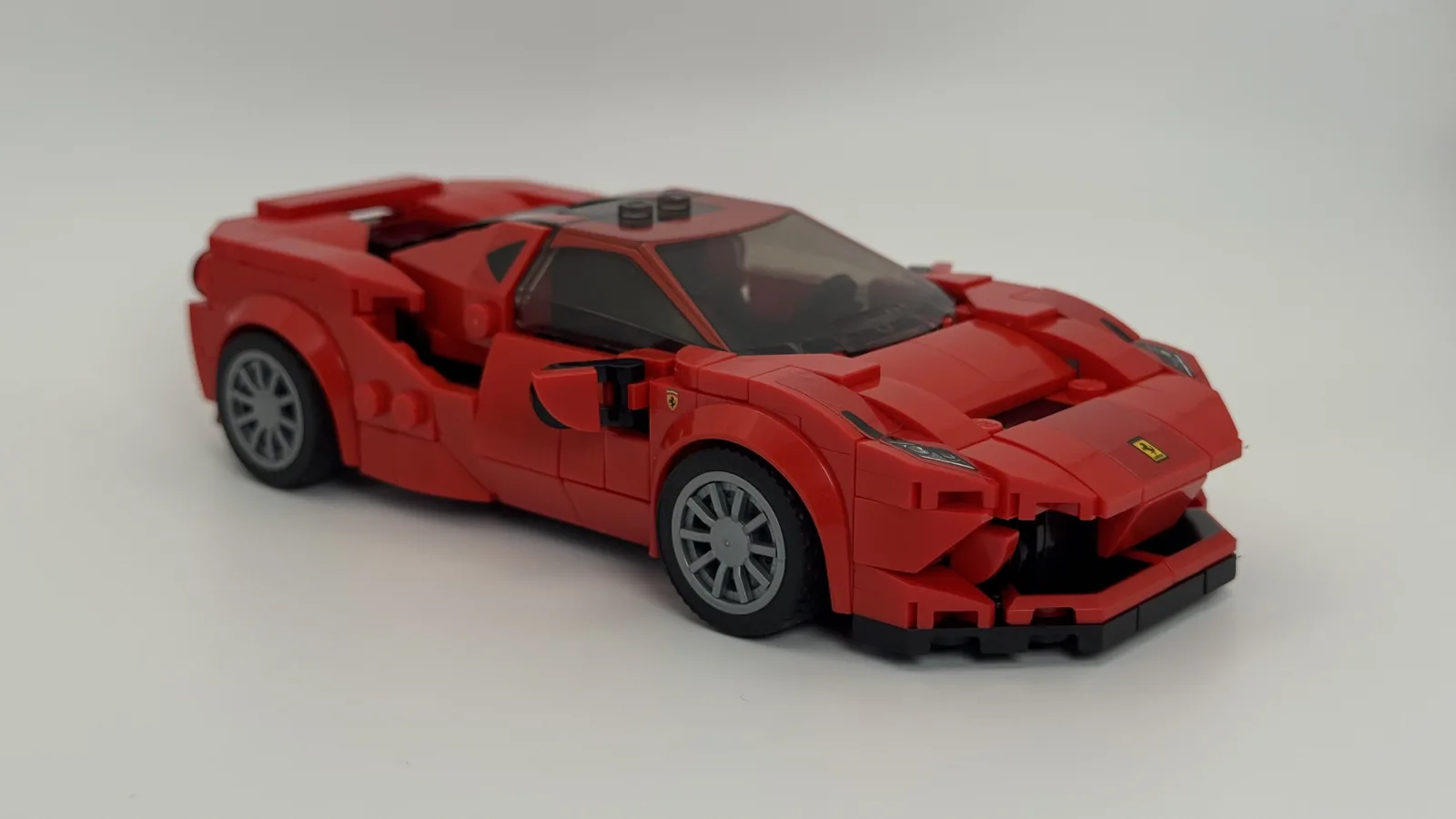 Ferrari F8 Tributo LEGO Speed Champions model main image