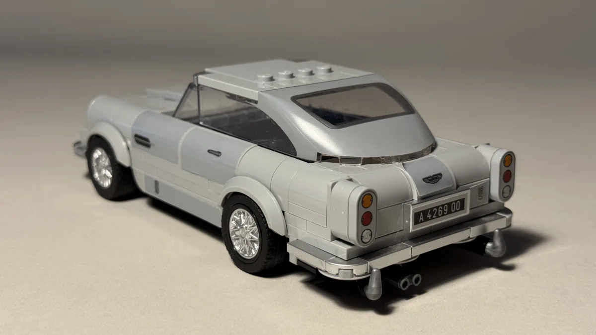 James Bond Aston Martin DB5 LEGO Speed Champions model additional image 4 thumbnail