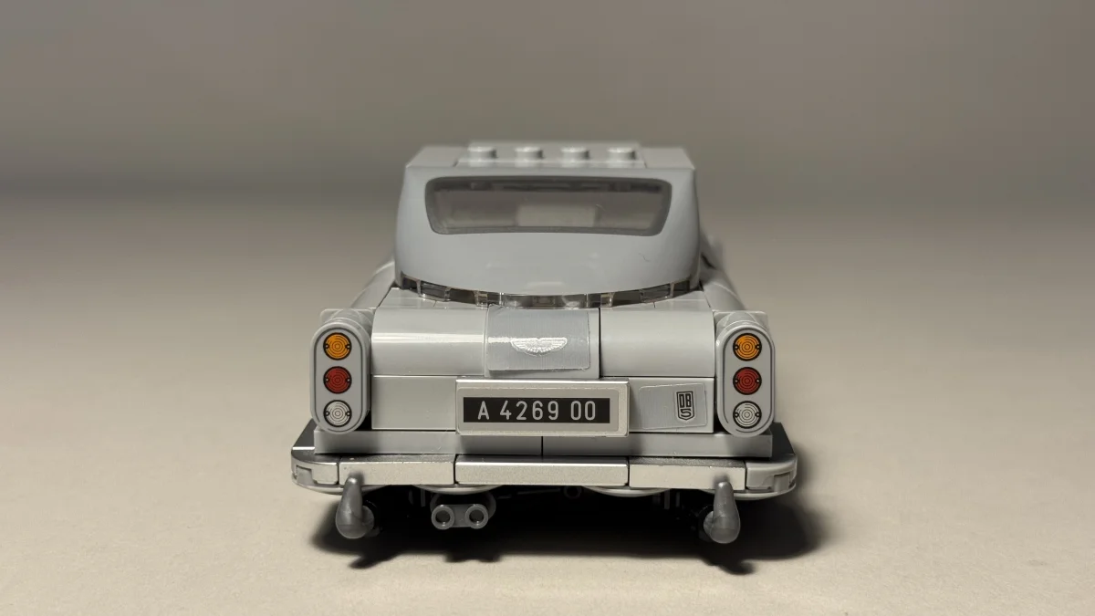 James Bond Aston Martin DB5 LEGO Speed Champions model additional image 5 thumbnail