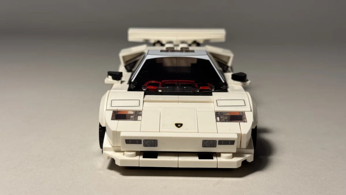 Lamborghini Countach LEGO Speed Champions model additional image 1 thumbnail