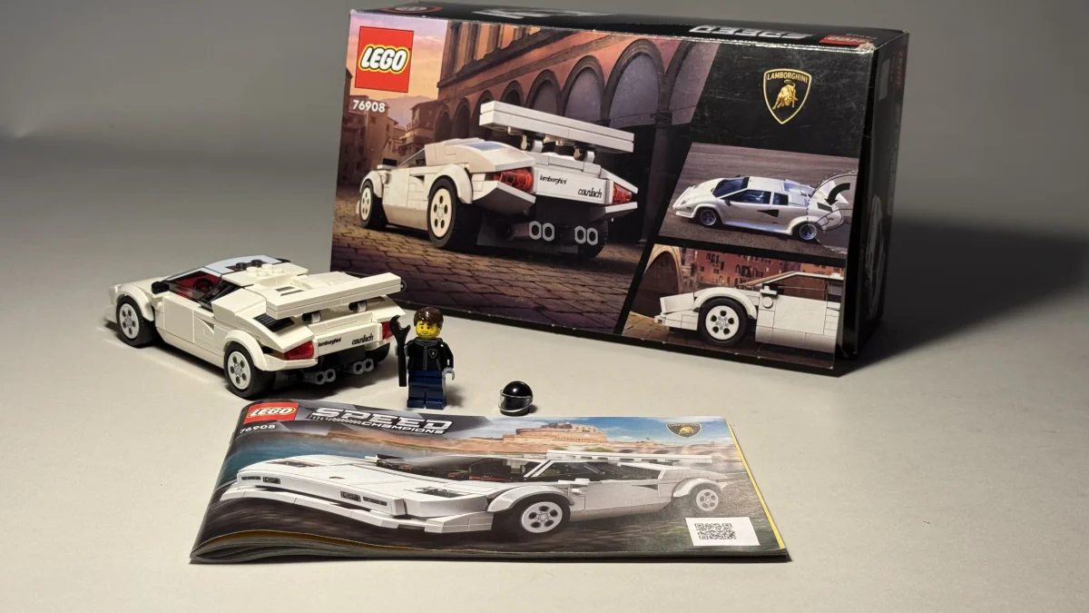 Lamborghini Countach LEGO Speed Champions model additional image 12 thumbnail