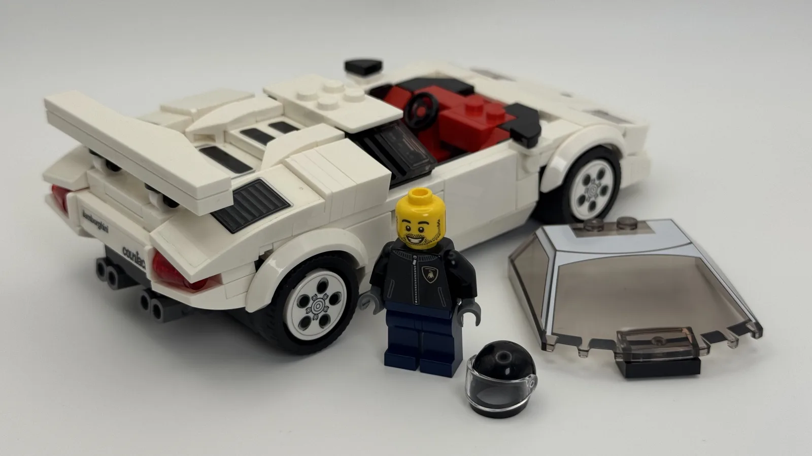 Lamborghini Countach LEGO Speed Champions model additional image 10 thumbnail