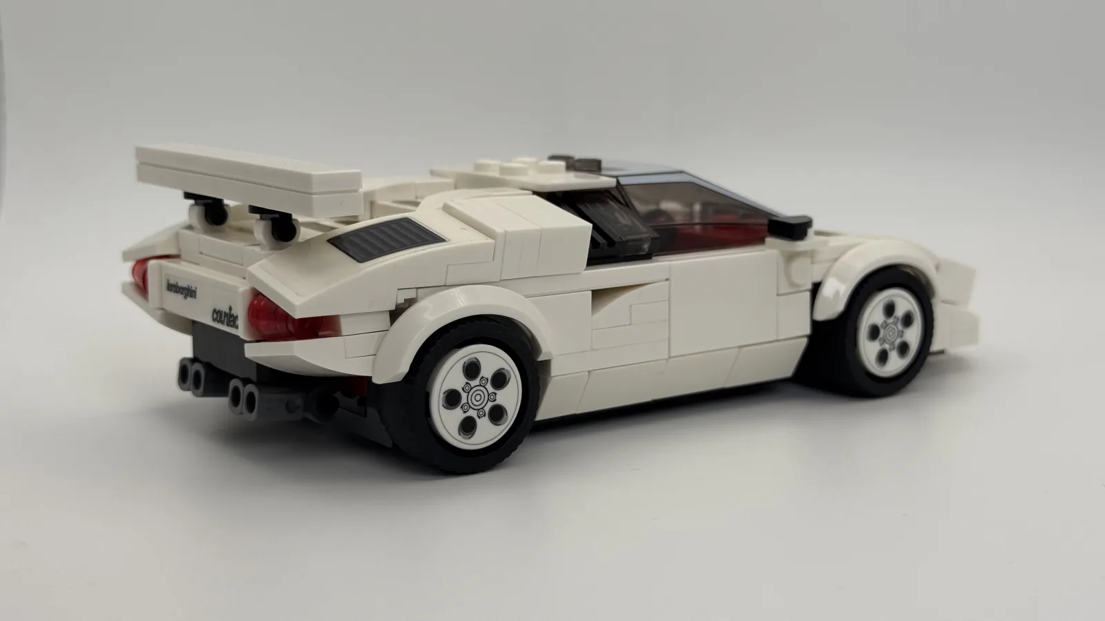 Lamborghini Countach LEGO Speed Champions model additional image 6 thumbnail