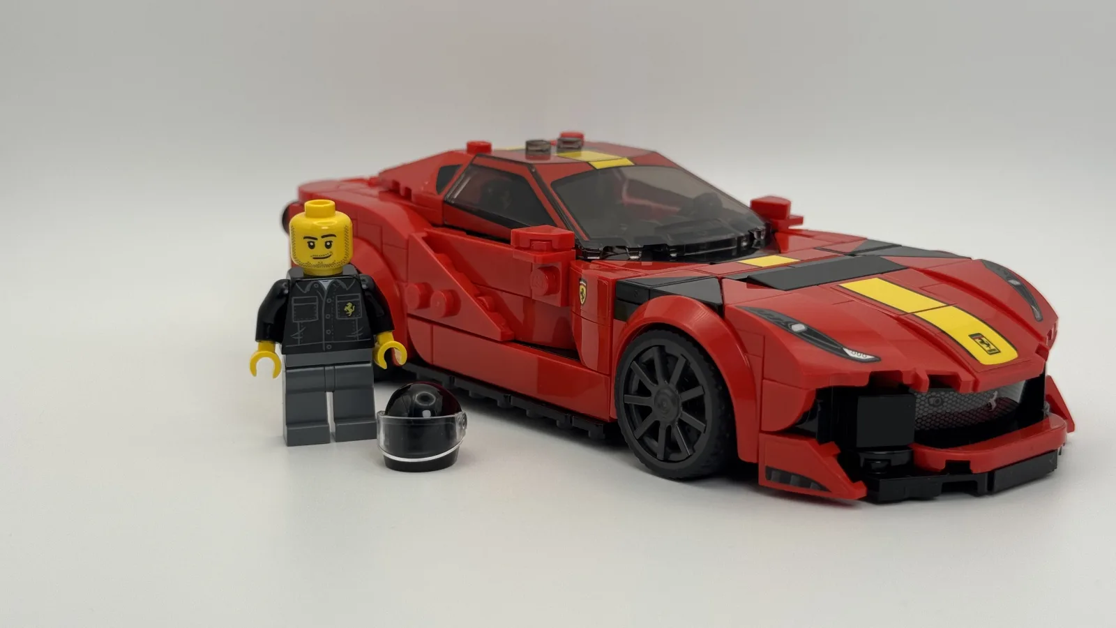 Ferrari 812 Competizione LEGO Speed Champions model additional image 10 thumbnail