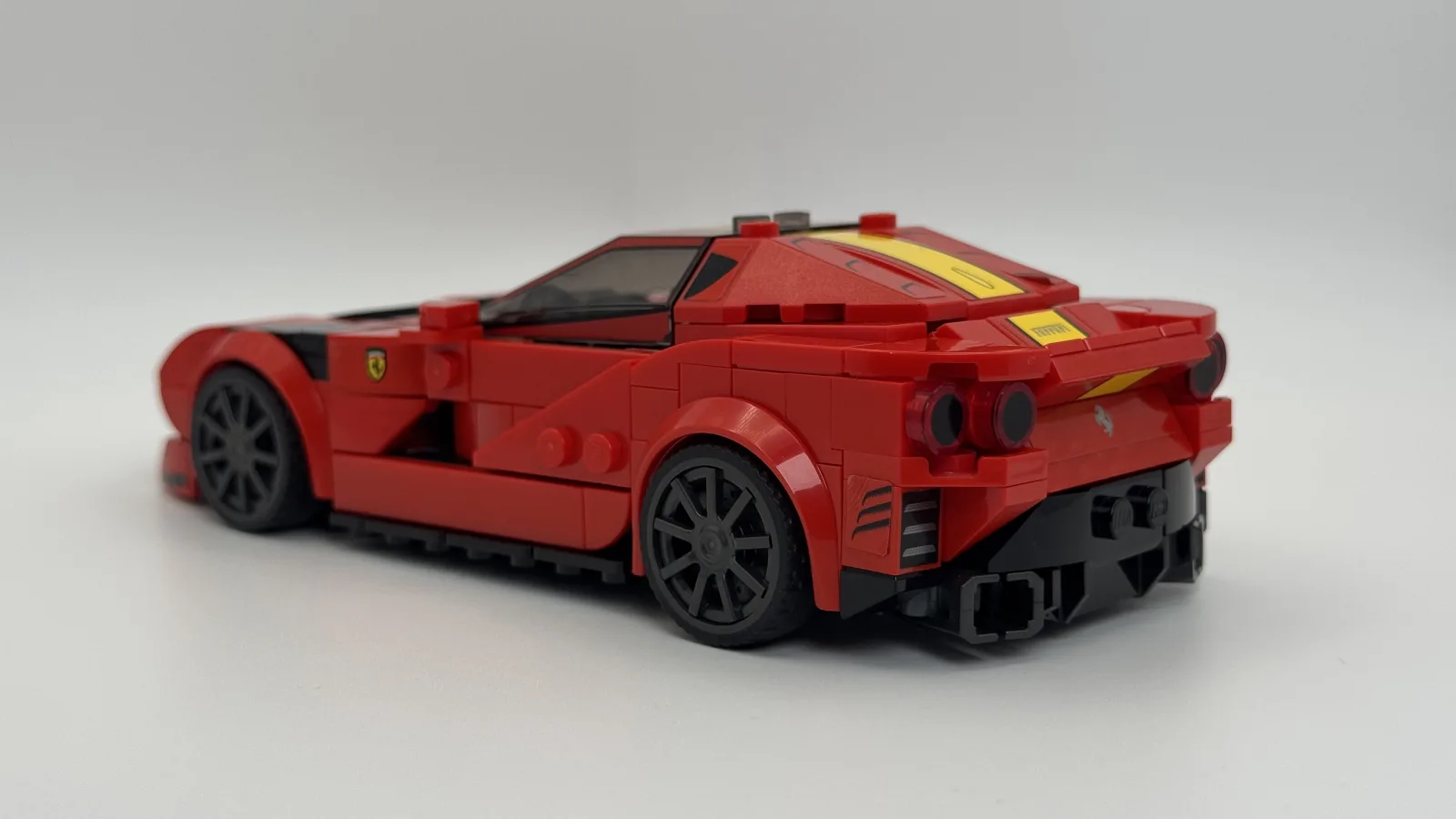 Ferrari 812 Competizione LEGO Speed Champions model additional image 4 thumbnail