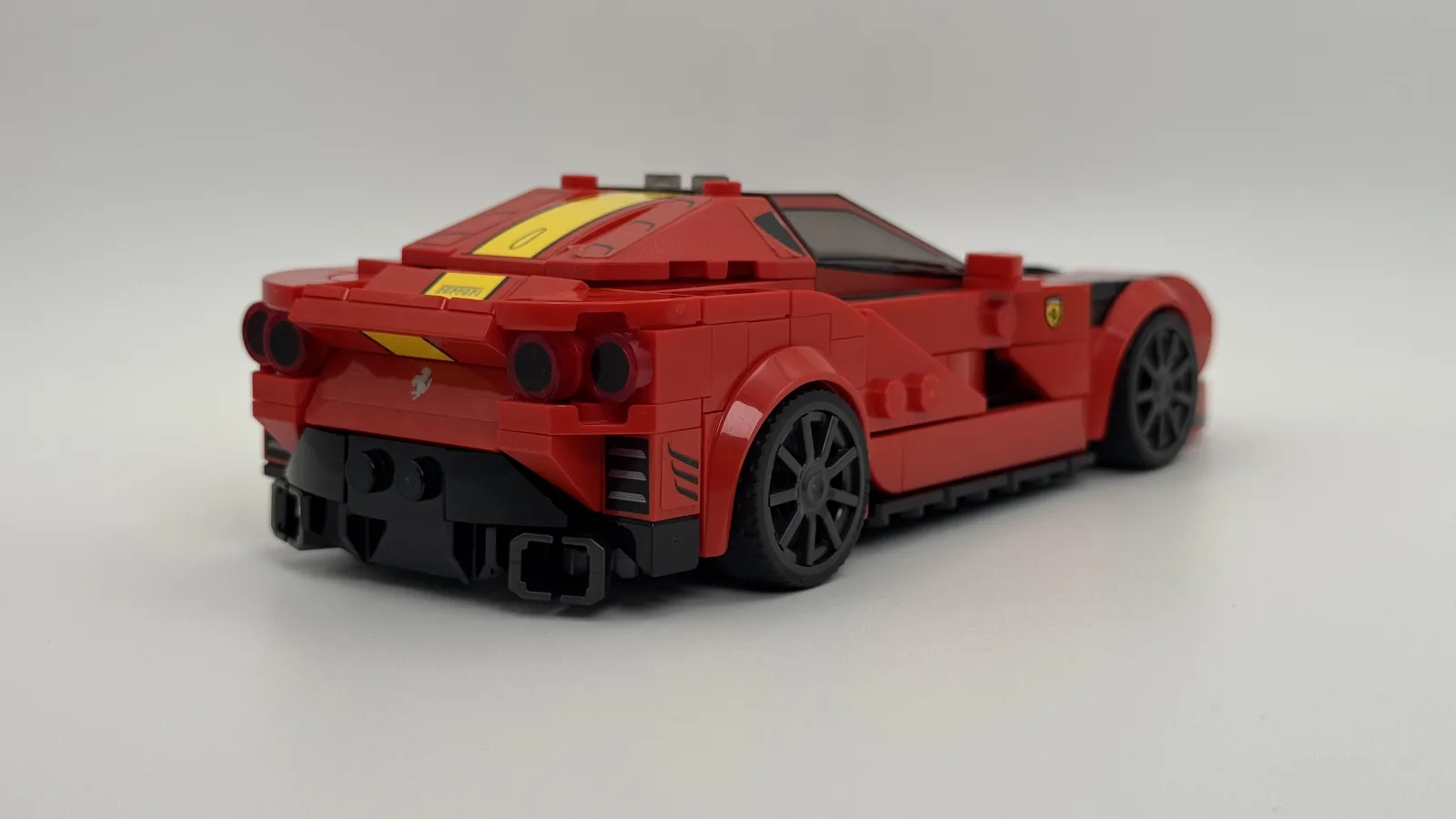 Ferrari 812 Competizione LEGO Speed Champions model additional image 6 thumbnail