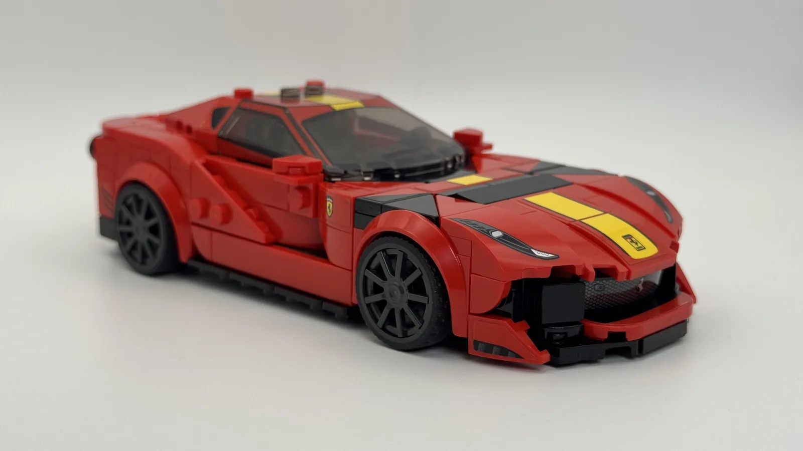 Ferrari 812 Competizione LEGO Speed Champions model main image