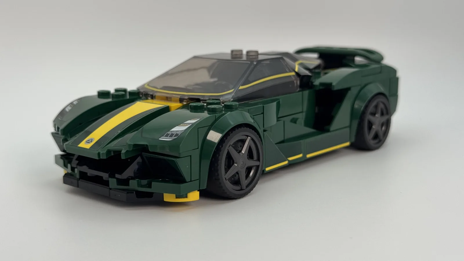 LEGO Speed Champions 76907 Lotus Evija additional image 2 thumbnail