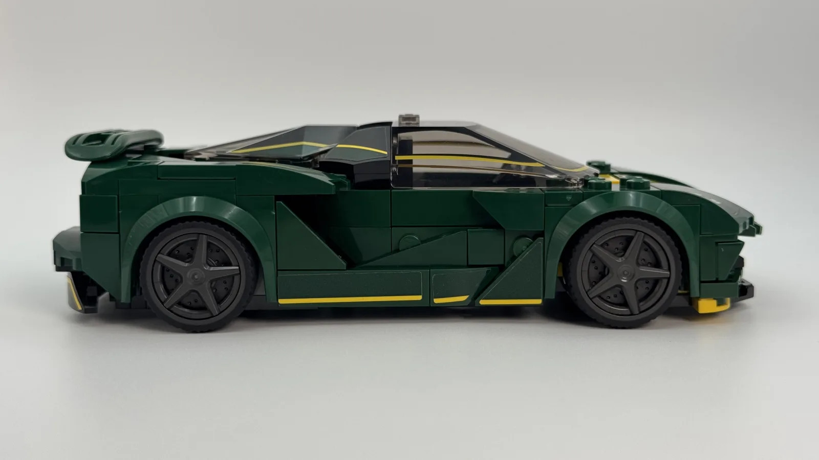 LEGO Speed Champions 76907 Lotus Evija additional image 7 thumbnail