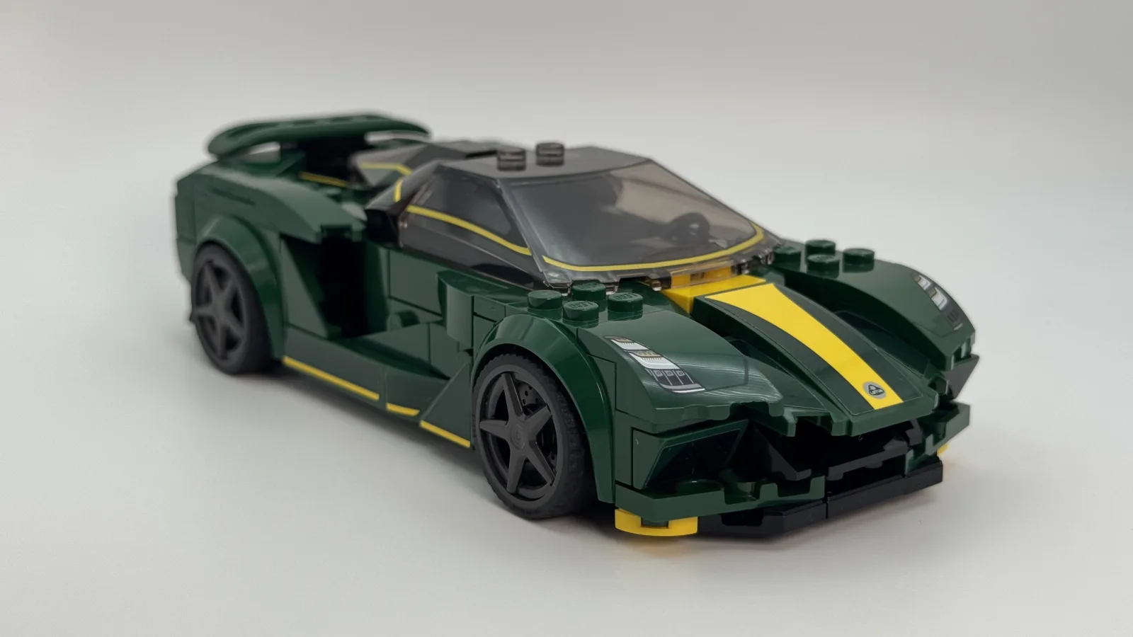 LEGO Speed Champions 76907 Lotus Evija main image