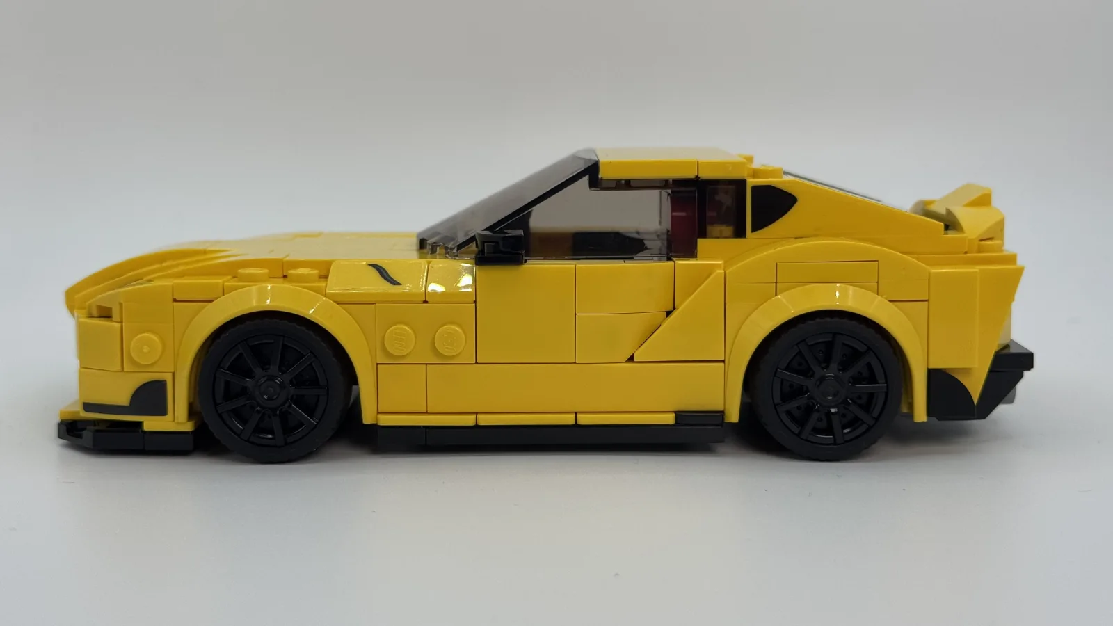 LEGO Speed Champions 76901 Toyota GR Supra additional image 3 thumbnail