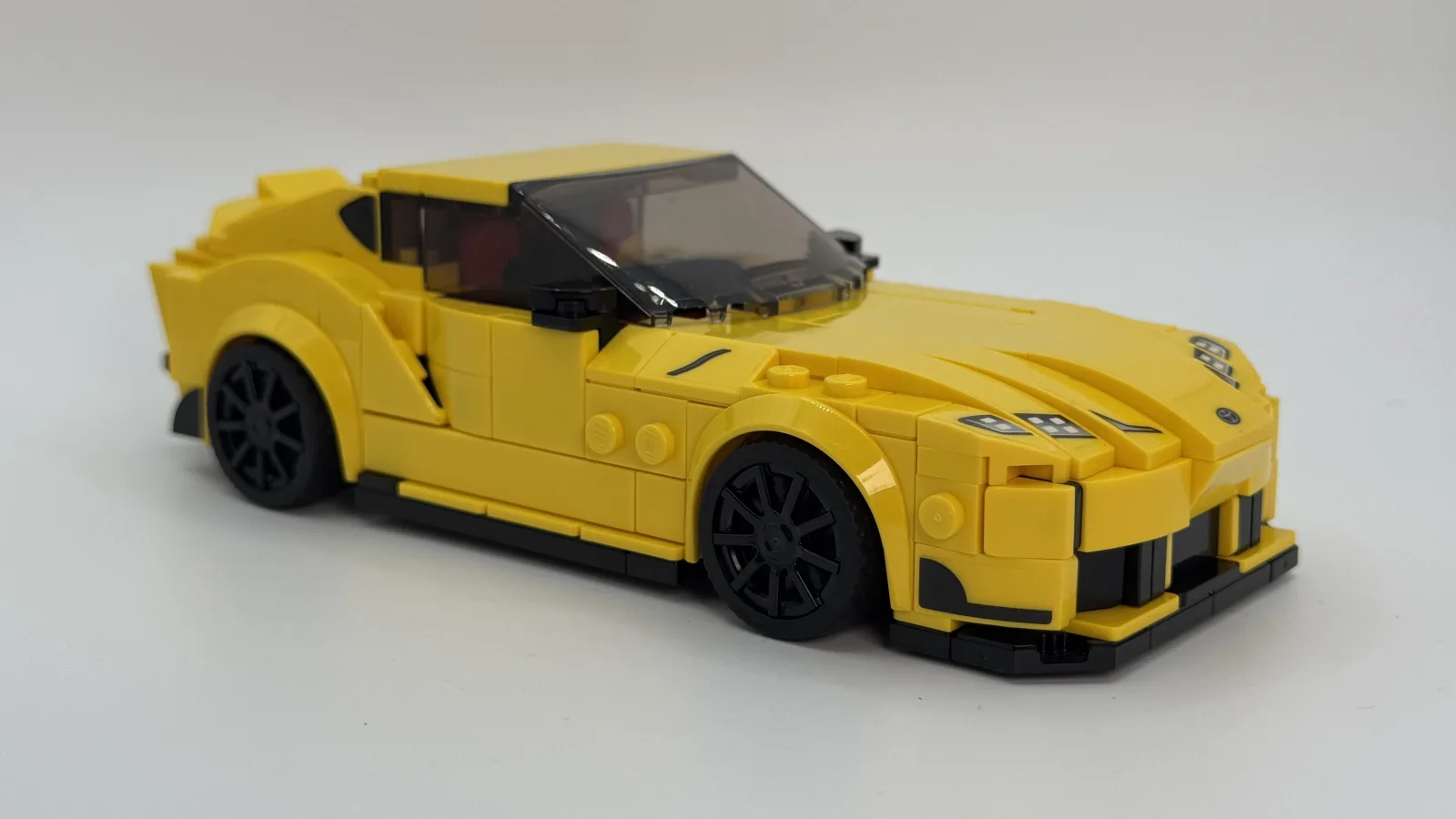 LEGO Speed Champions 76901 Toyota GR Supra main image