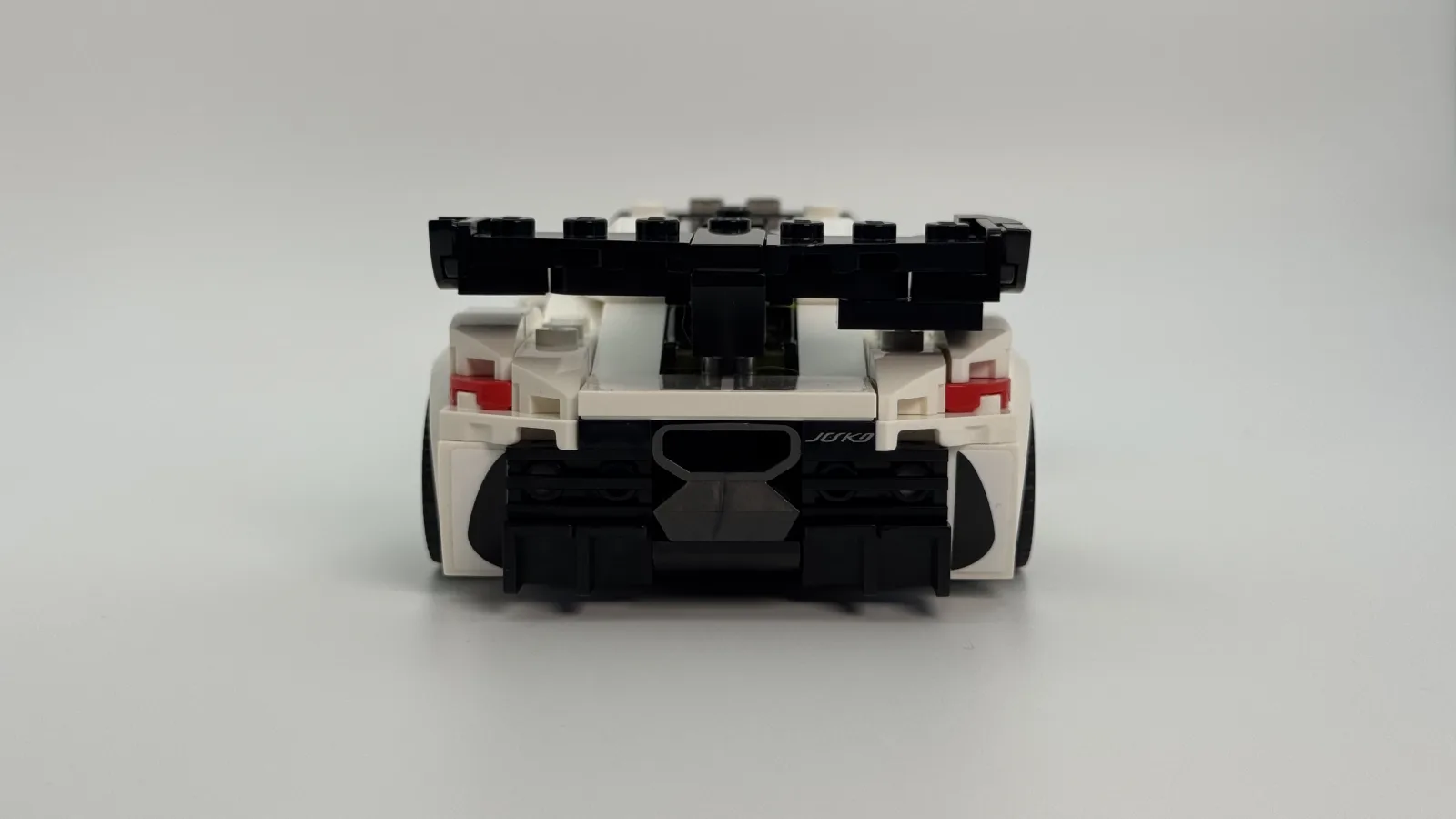 LEGO Speed Champions 76900 Koenigsegg Jesko additional image 5 thumbnail