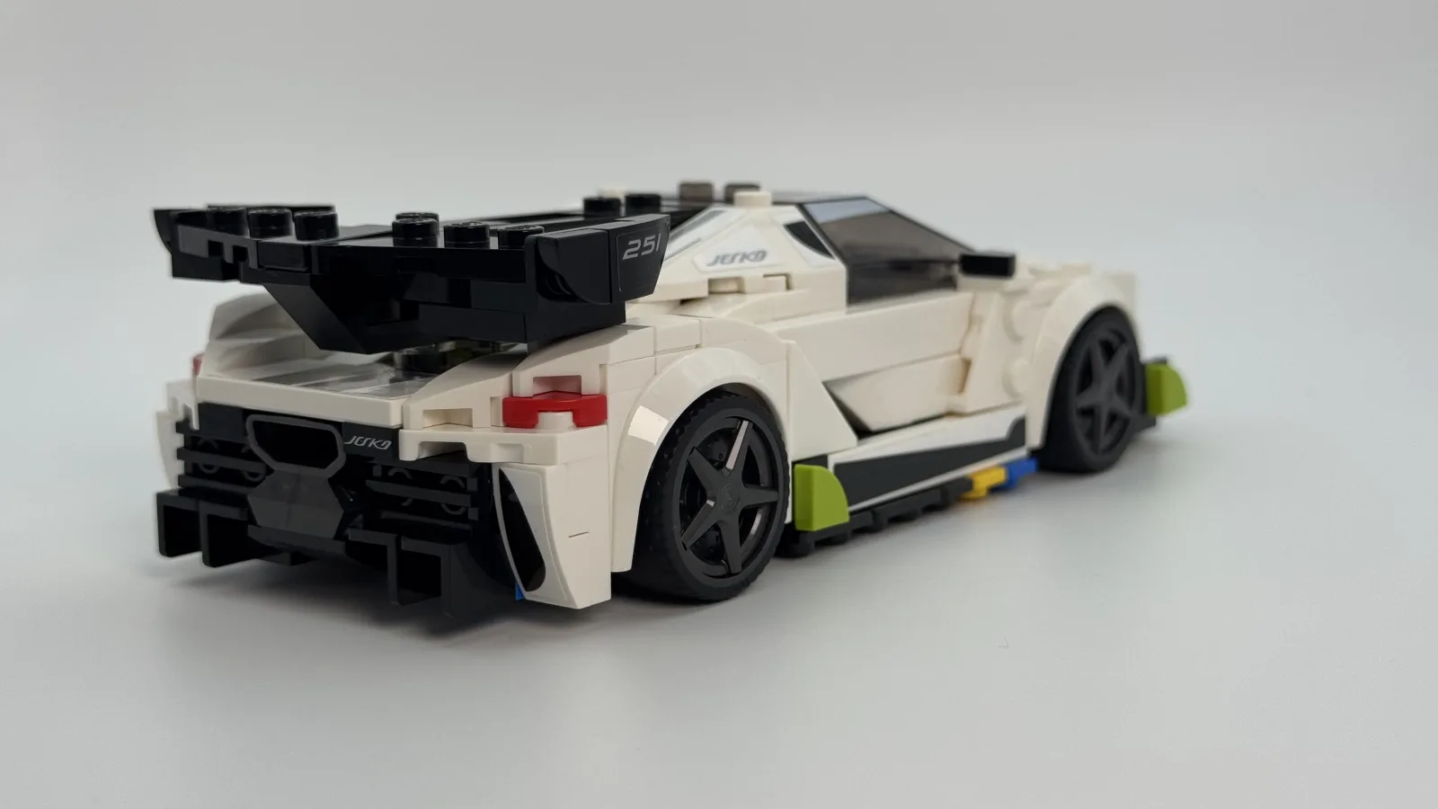 LEGO Speed Champions 76900 Koenigsegg Jesko additional image 6 thumbnail