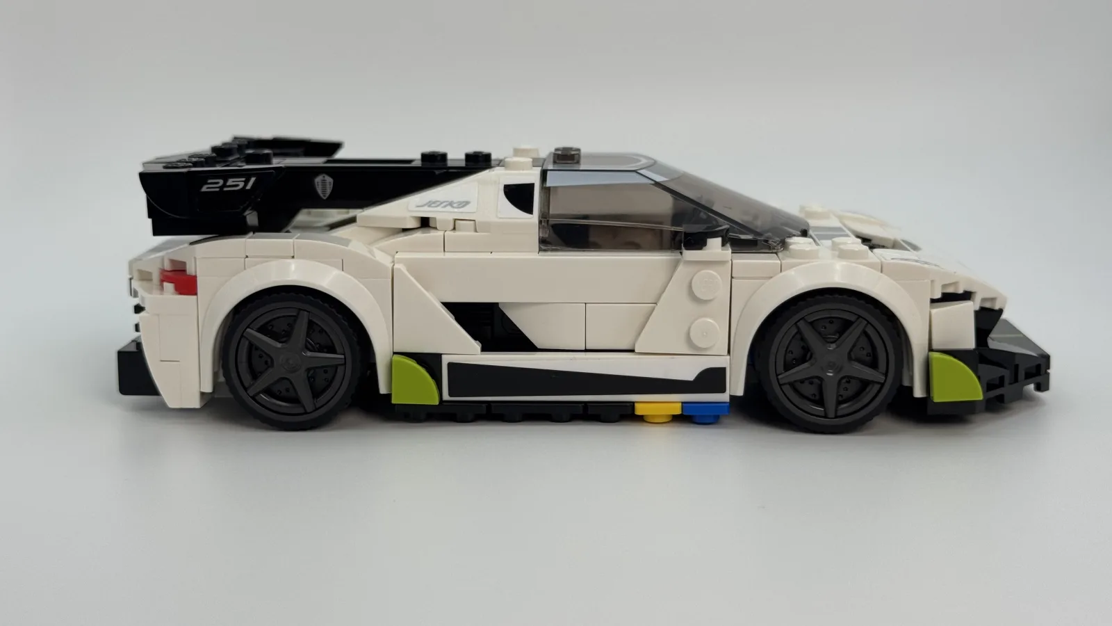 LEGO Speed Champions 76900 Koenigsegg Jesko additional image 7 thumbnail