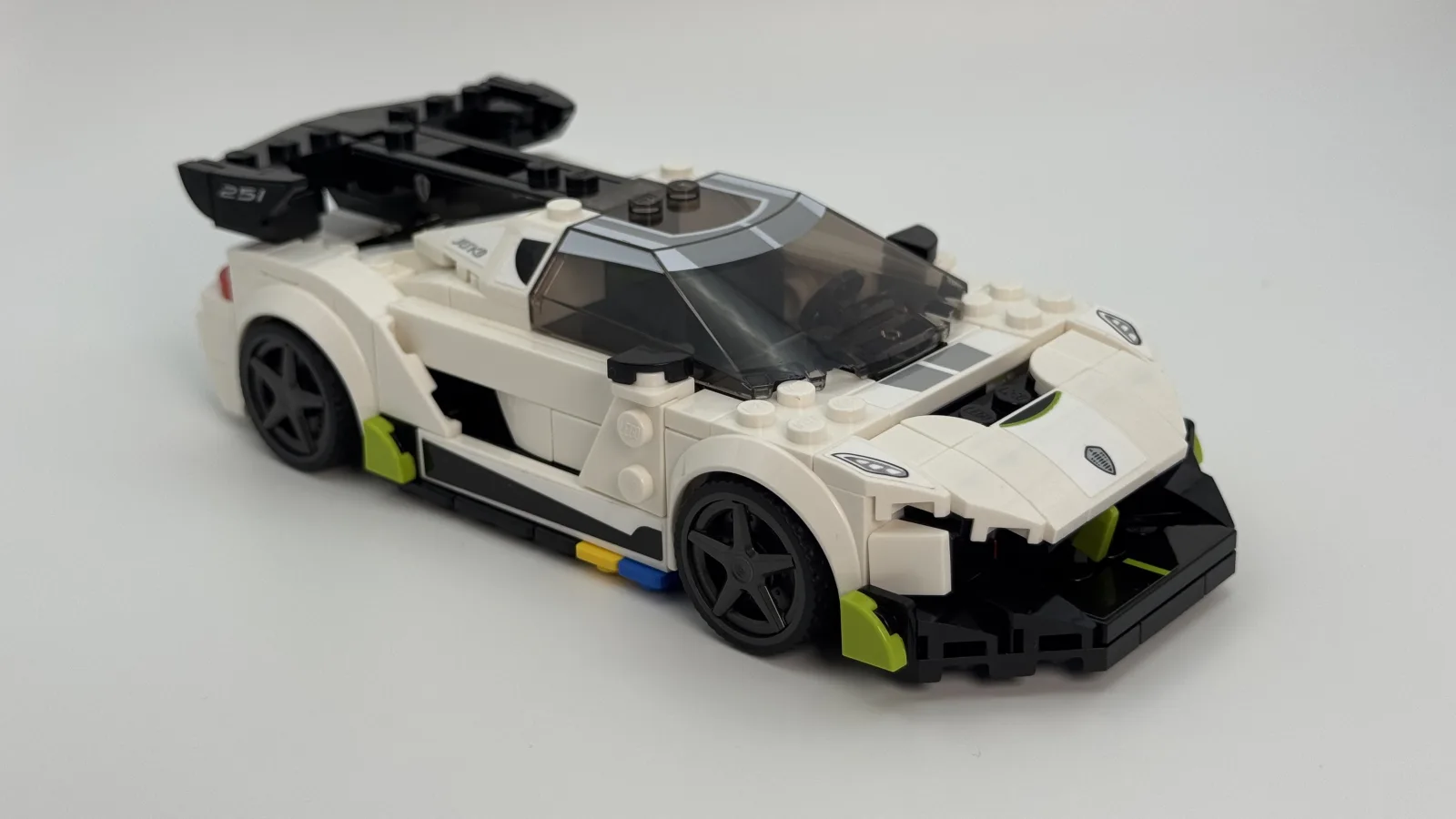 LEGO Speed Champions 76900 Koenigsegg Jesko additional image 8 thumbnail