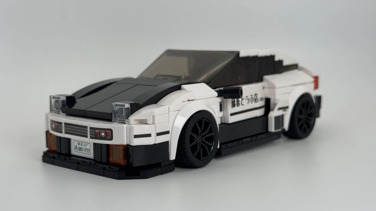 Toyota Sprinter Trueno AE86 (Initial D) additional image 2 thumbnail