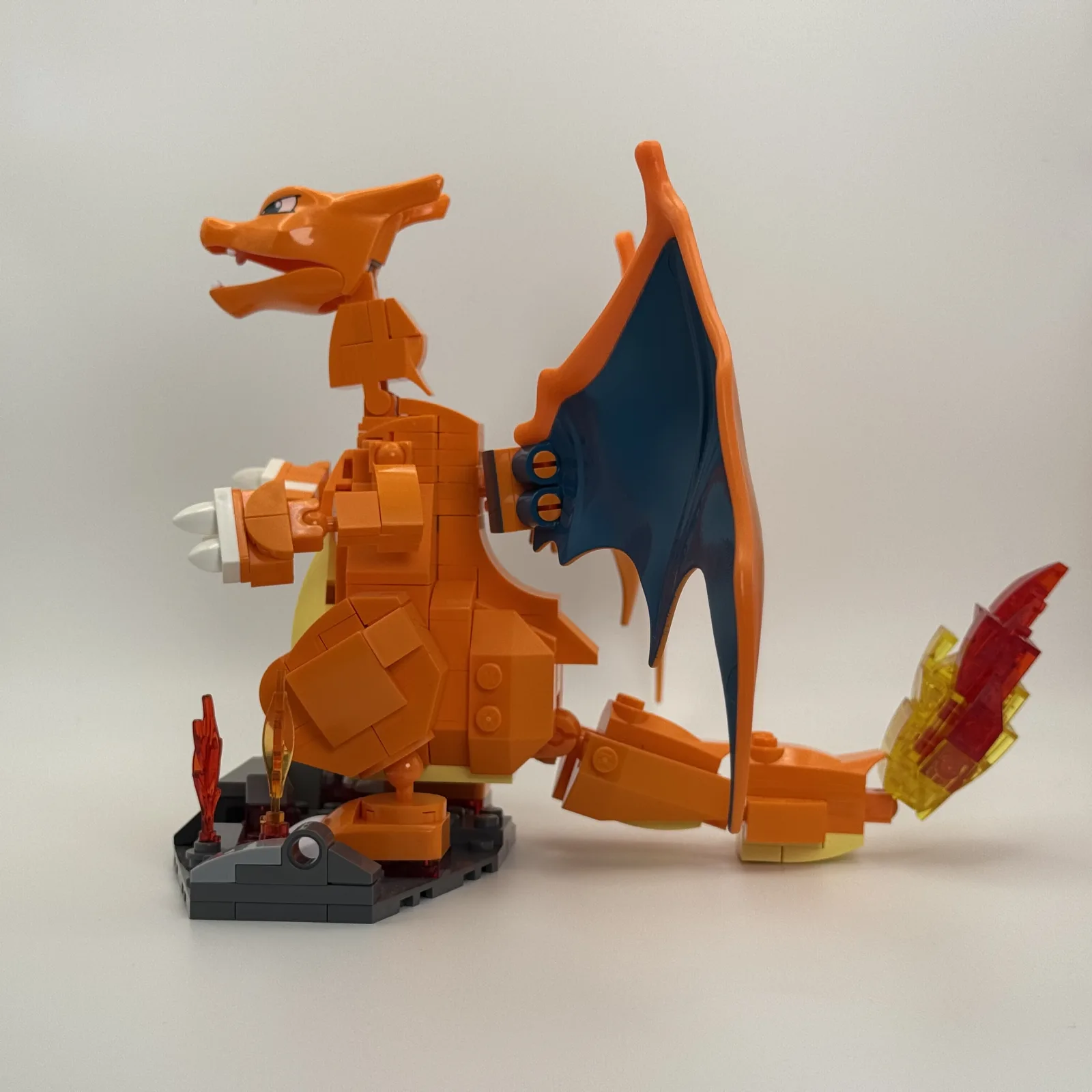 Pokemon Charizard Brick-Built Display Model additional image 8 thumbnail