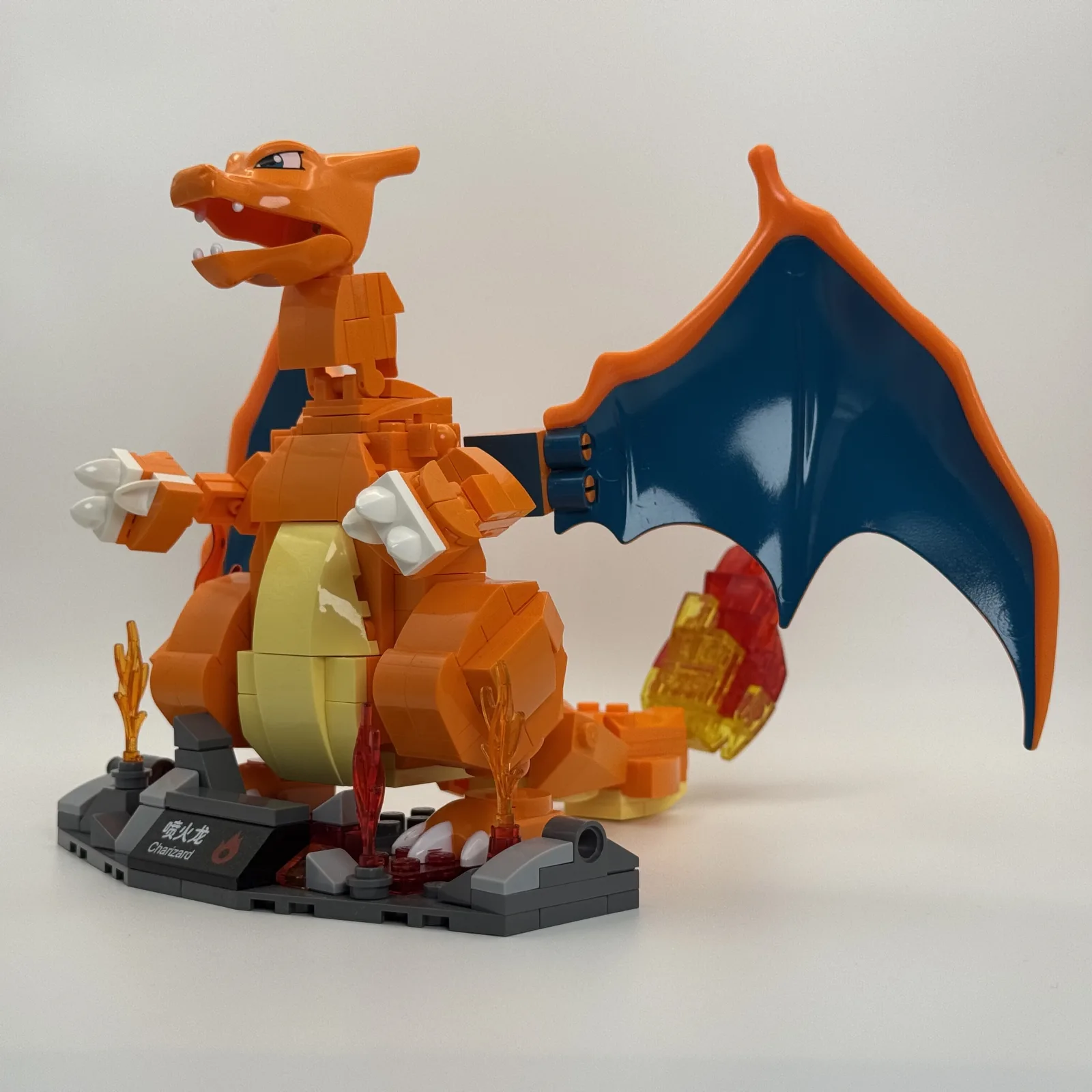 Pokemon Charizard Brick-Built Display Model additional image 9 thumbnail