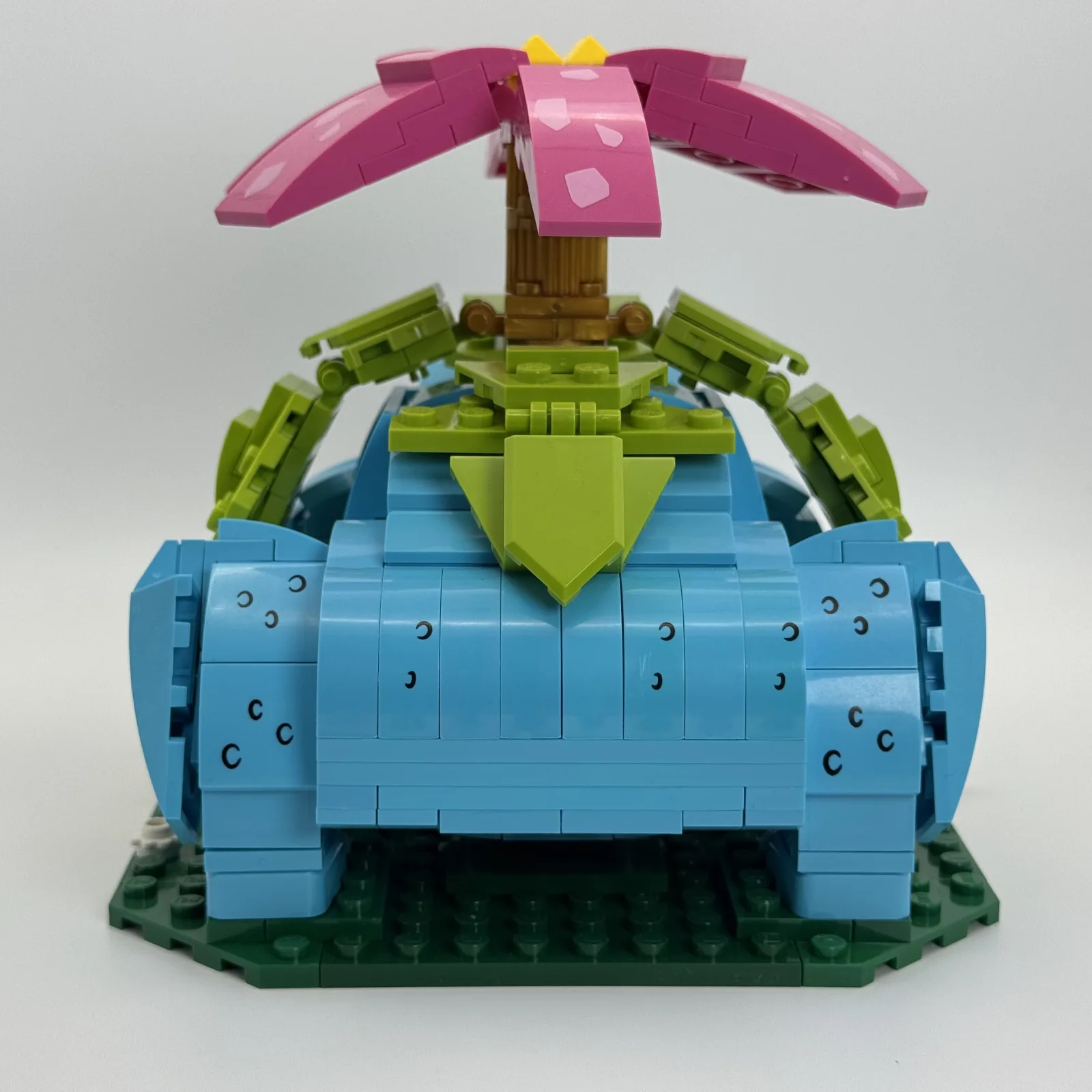 Pokemon Venusaur Brick-Built Display Model additional image 6 thumbnail