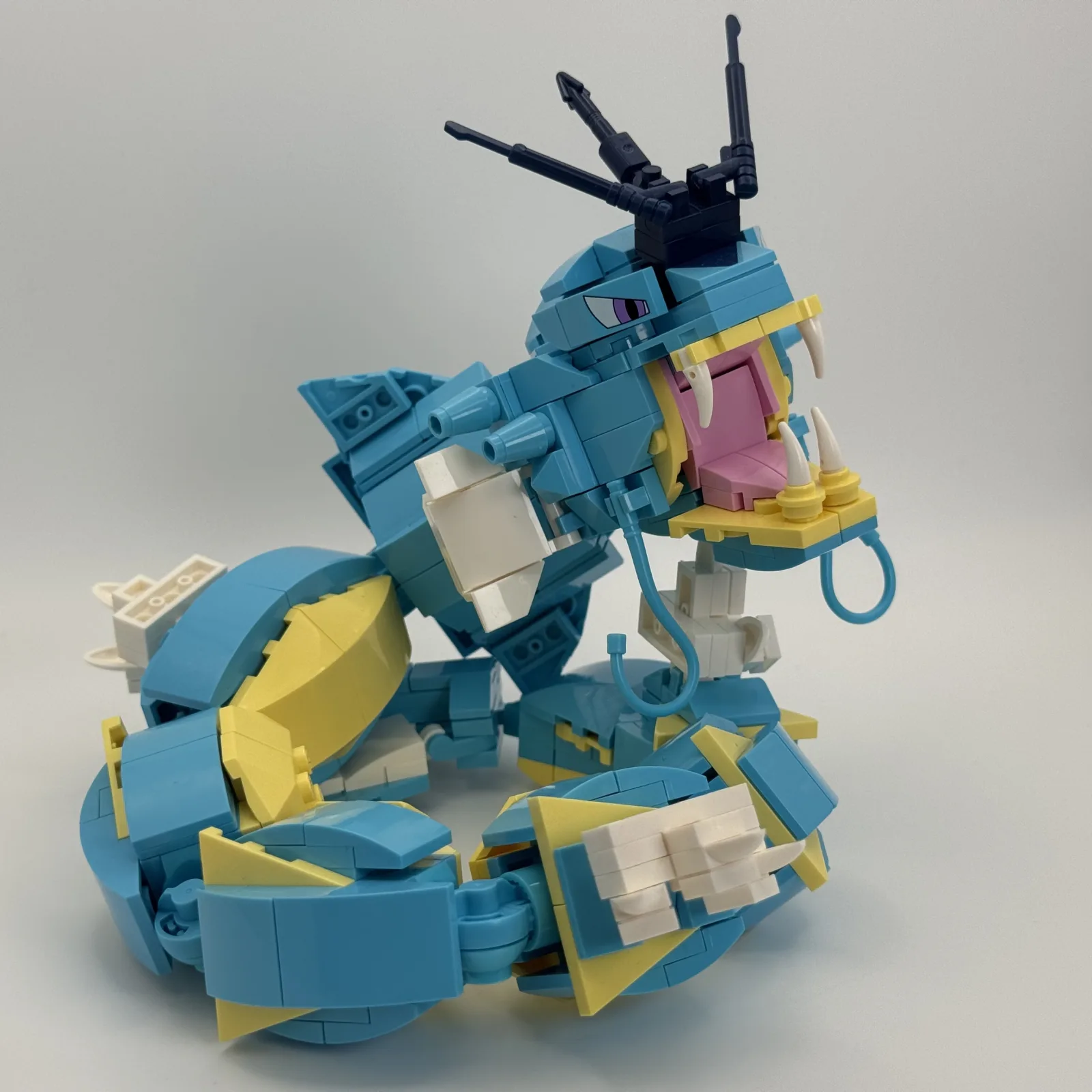 Pokemon Gyarados Brick-Built Display Model additional image 1 thumbnail