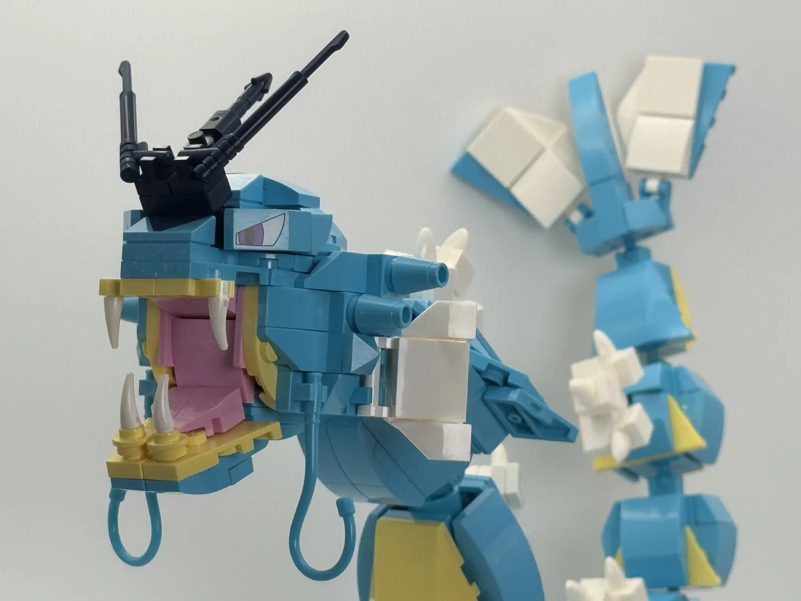 Pokemon Gyarados Brick-Built Display Model additional image 14 thumbnail