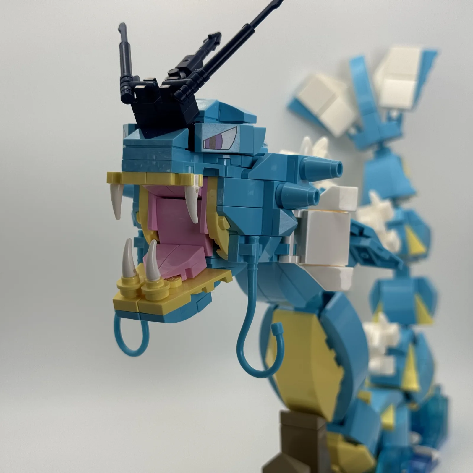 Pokemon Gyarados Brick-Built Display Model additional image 15 thumbnail