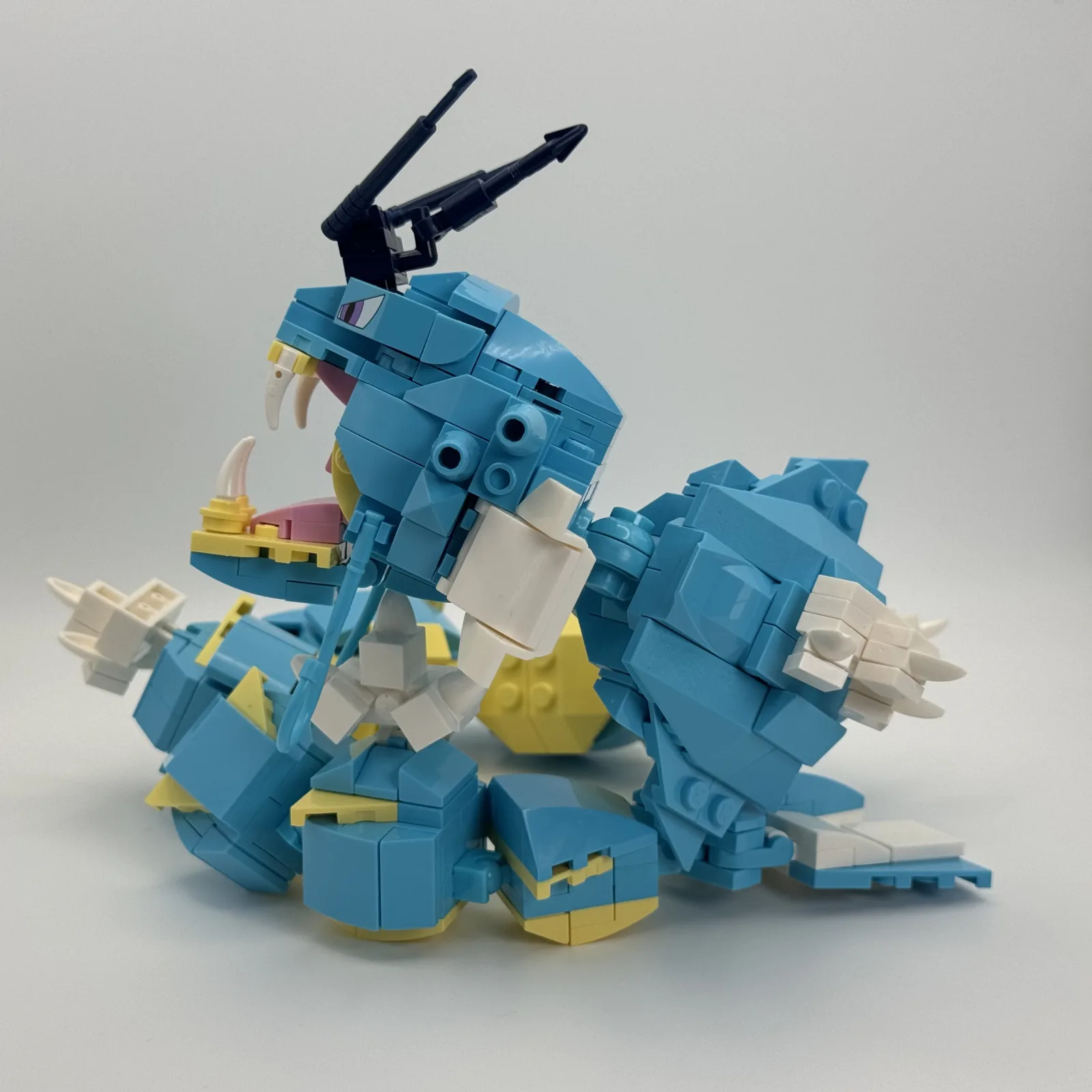 Pokemon Gyarados Brick-Built Display Model additional image 3 thumbnail