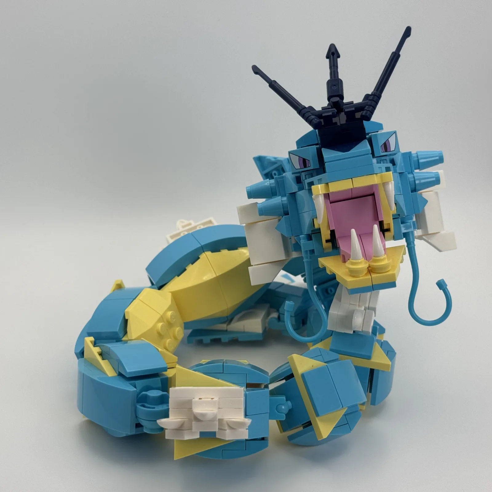 Pokemon Gyarados Brick-Built Display Model additional image 7 thumbnail
