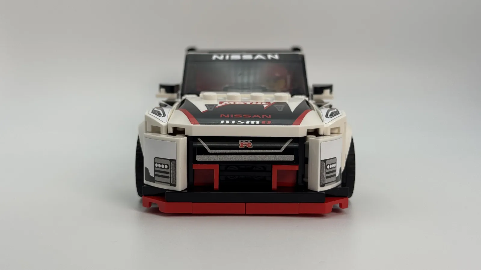 LEGO Speed Champion 76896 Nissan GT-R Nismo additional image 1 thumbnail