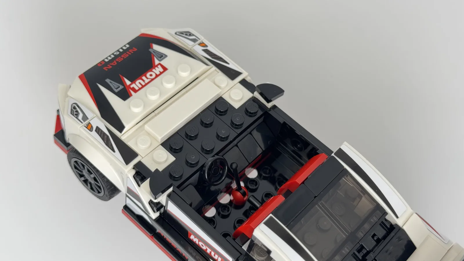 LEGO Speed Champion 76896 Nissan GT-R Nismo additional image 14 thumbnail