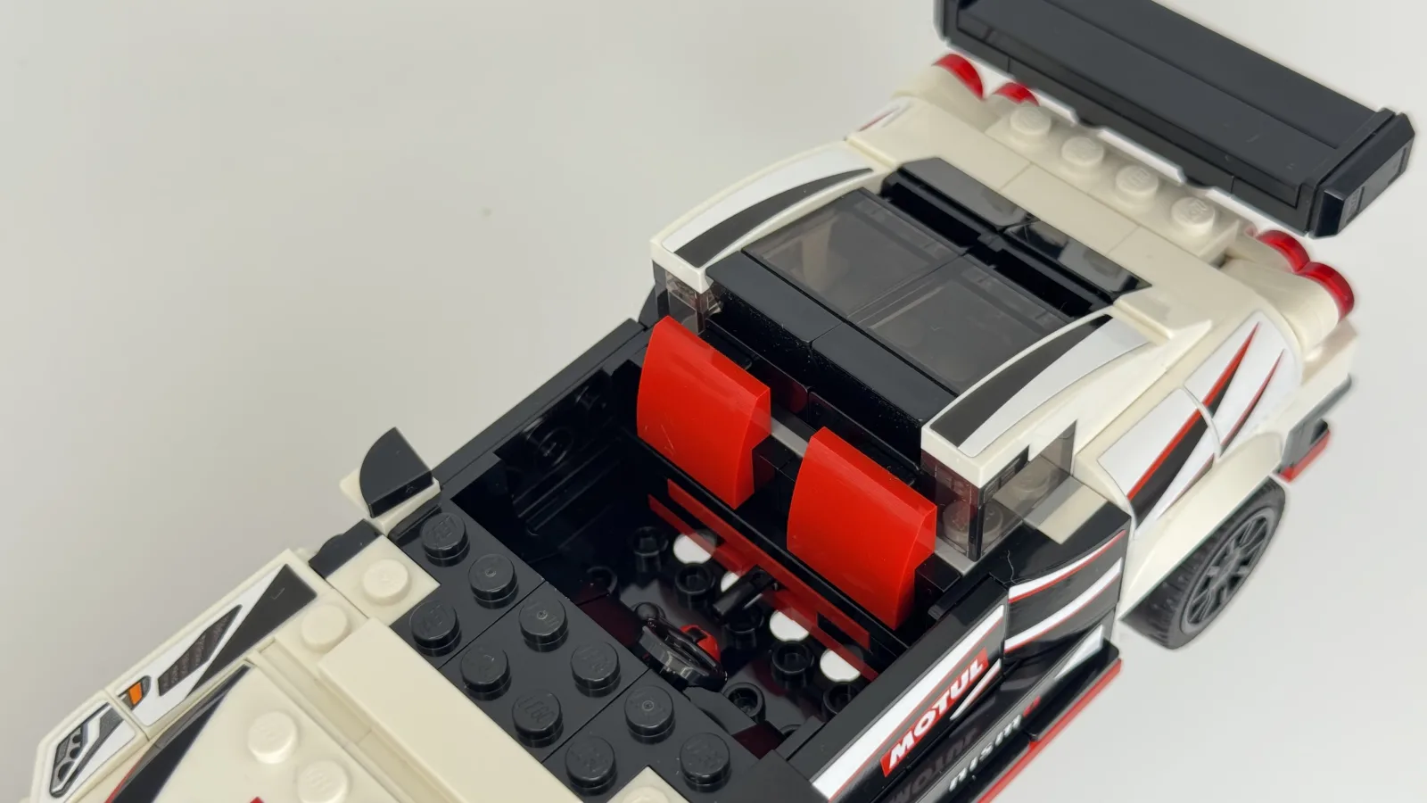 LEGO Speed Champion 76896 Nissan GT-R Nismo additional image 15 thumbnail