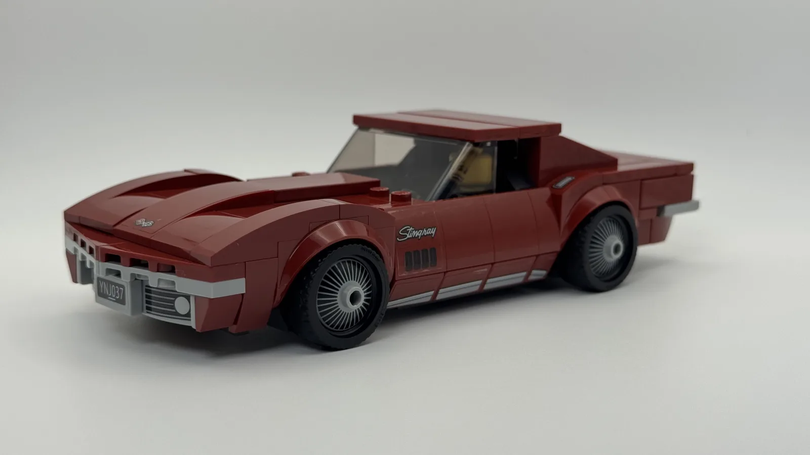 LEGO Speed Champions 76903 1968 Chevrolet Corvette additional image 2 thumbnail