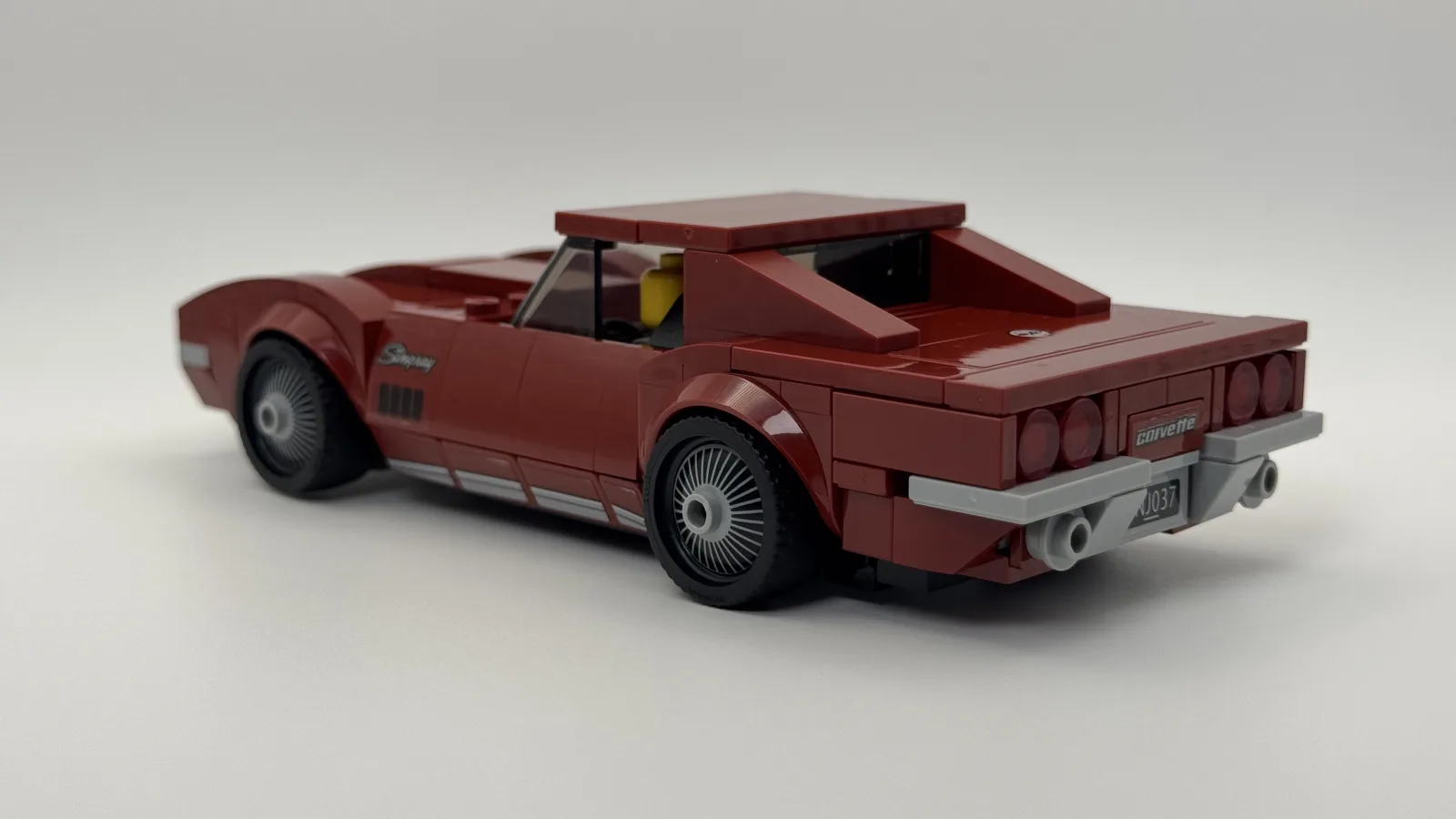 LEGO Speed Champions 76903 1968 Chevrolet Corvette additional image 4 thumbnail