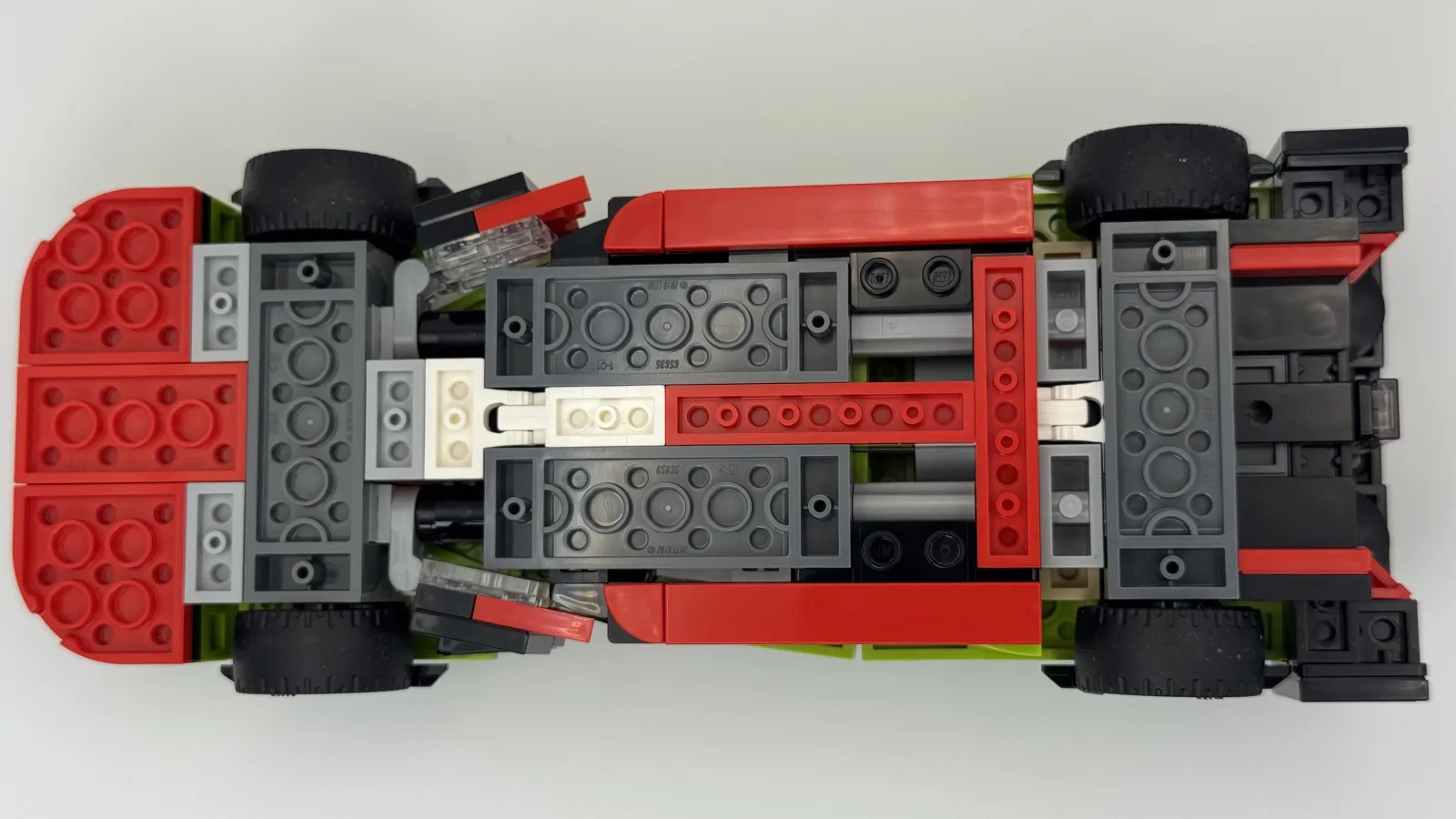 LEGO Speed Champions 76910 Aston Martin Valkyrie AMR Pro additional image 12 thumbnail