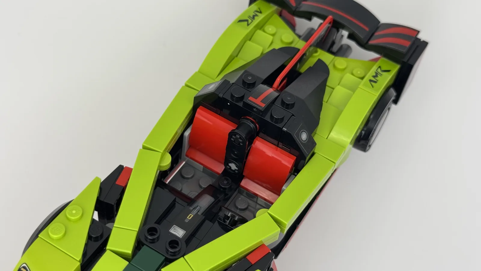LEGO Speed Champions 76910 Aston Martin Valkyrie AMR Pro additional image 14 thumbnail