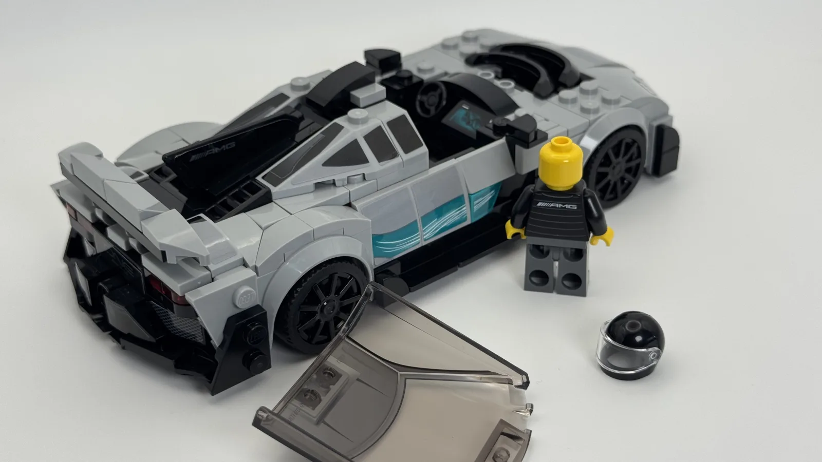 LEGO Speed Champions 76909 Mercedes-AMG Project One additional image 10 thumbnail