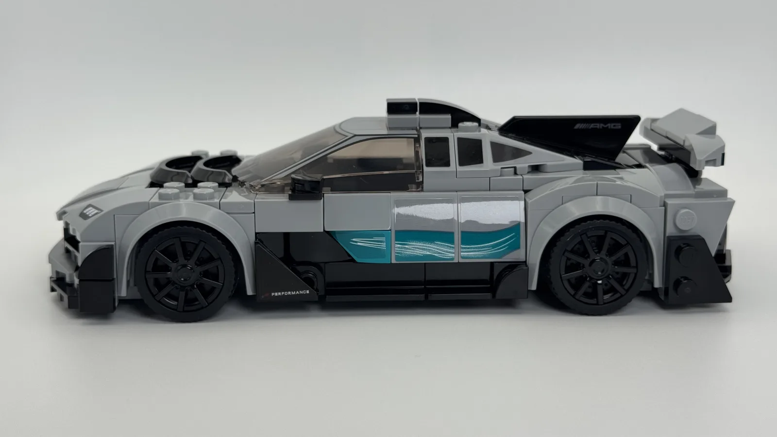 LEGO Speed Champions 76909 Mercedes-AMG Project One additional image 3 thumbnail