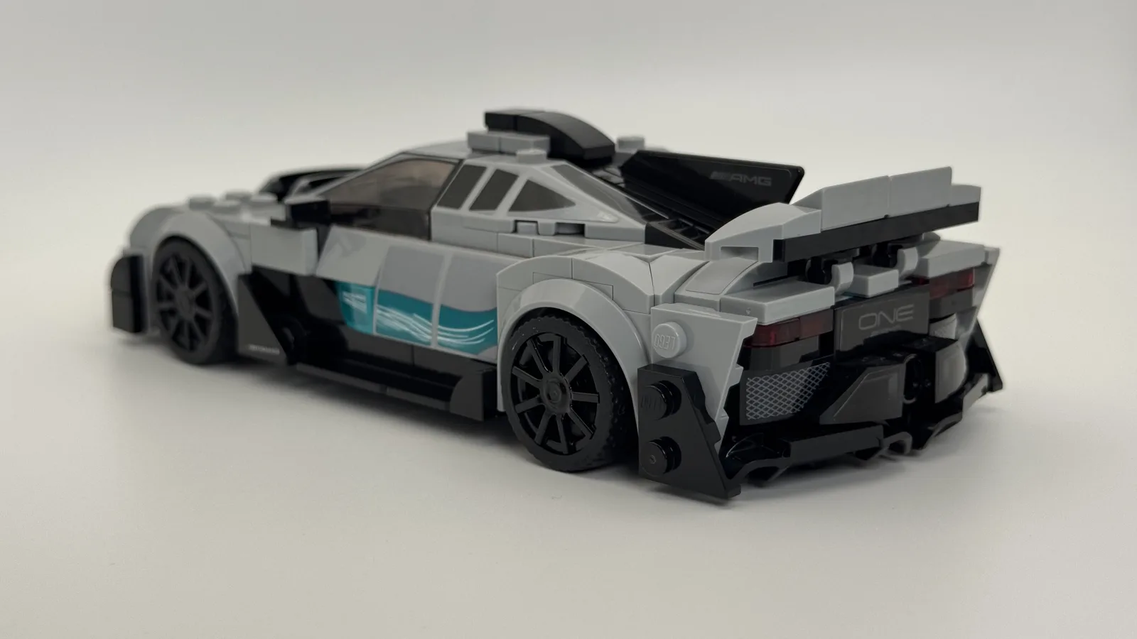 LEGO Speed Champions 76909 Mercedes-AMG Project One additional image 4 thumbnail