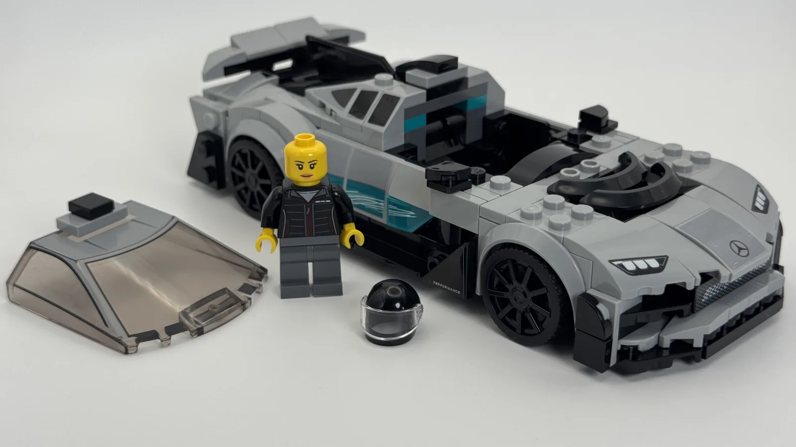 LEGO Speed Champions 76909 Mercedes-AMG Project One additional image 9 thumbnail