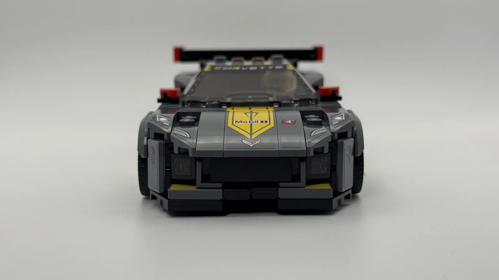 LEGO Speed Champions 76903 Chevrolet Corvette C8.R additional image 1 thumbnail