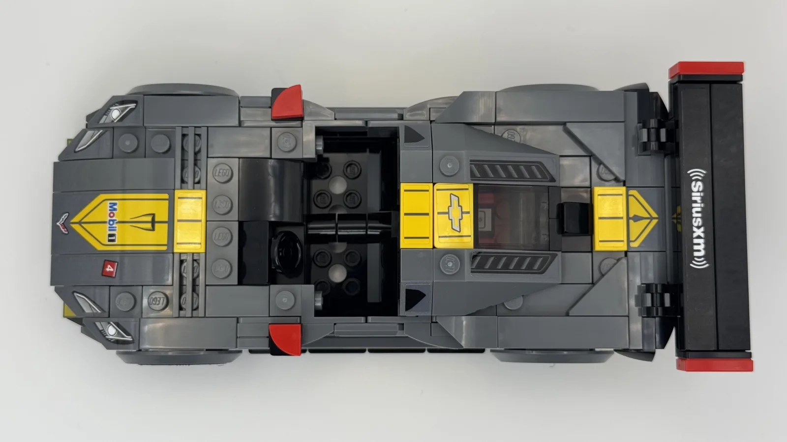LEGO Speed Champions 76903 Chevrolet Corvette C8.R additional image 14 thumbnail