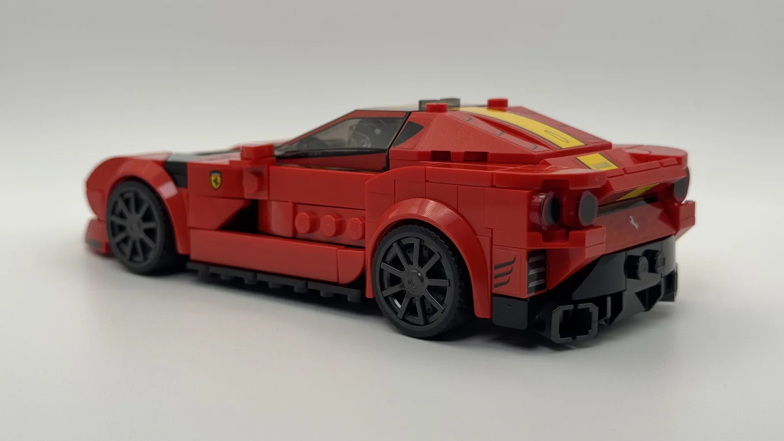 LEGO Speed Champions 76914 Ferrari 812 Competizione additional image 4 thumbnail