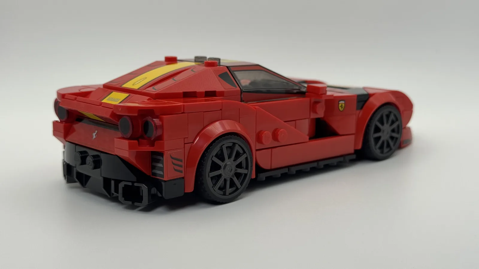 LEGO Speed Champions 76914 Ferrari 812 Competizione additional image 6 thumbnail