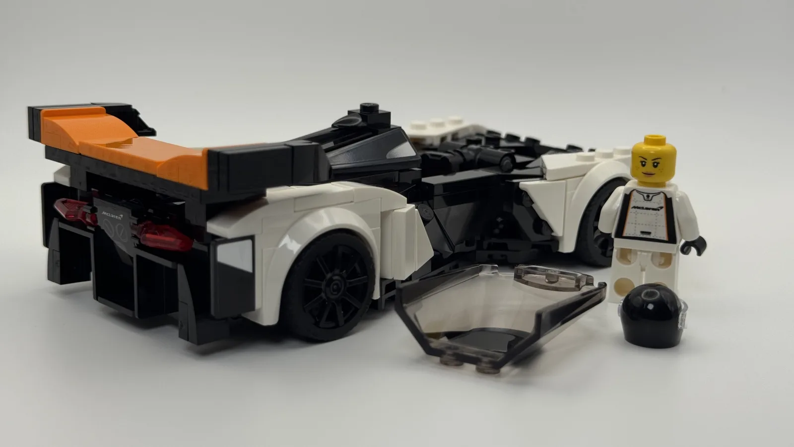 LEGO Speed Champions 76918 McLaren Solus GT additional image 10 thumbnail