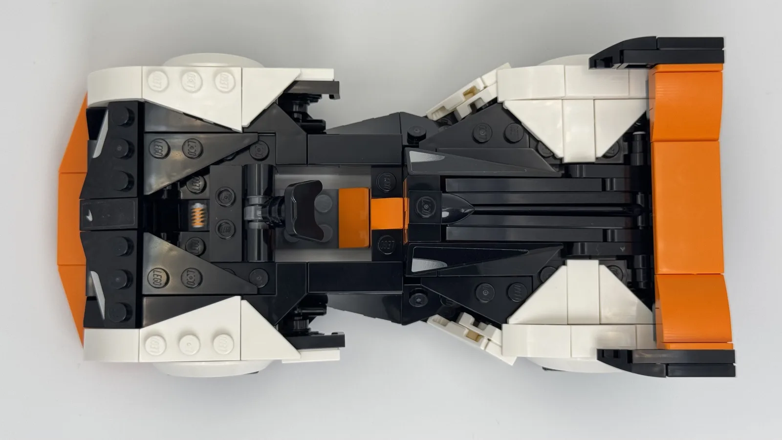 LEGO Speed Champions 76918 McLaren Solus GT additional image 14 thumbnail
