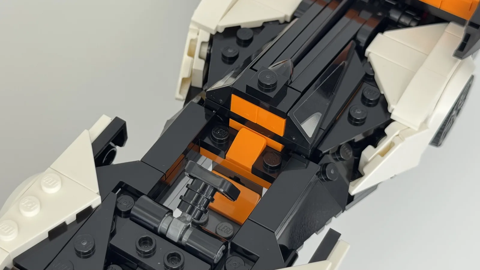 LEGO Speed Champions 76918 McLaren Solus GT additional image 15 thumbnail