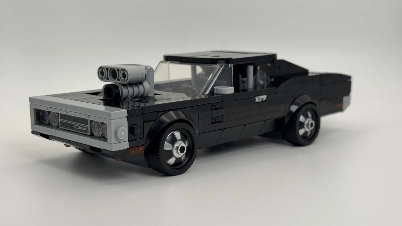 LEGO Speed Champions 76912 Fast & Furious 1970 Dodge Charger R/T additional image 2 thumbnail