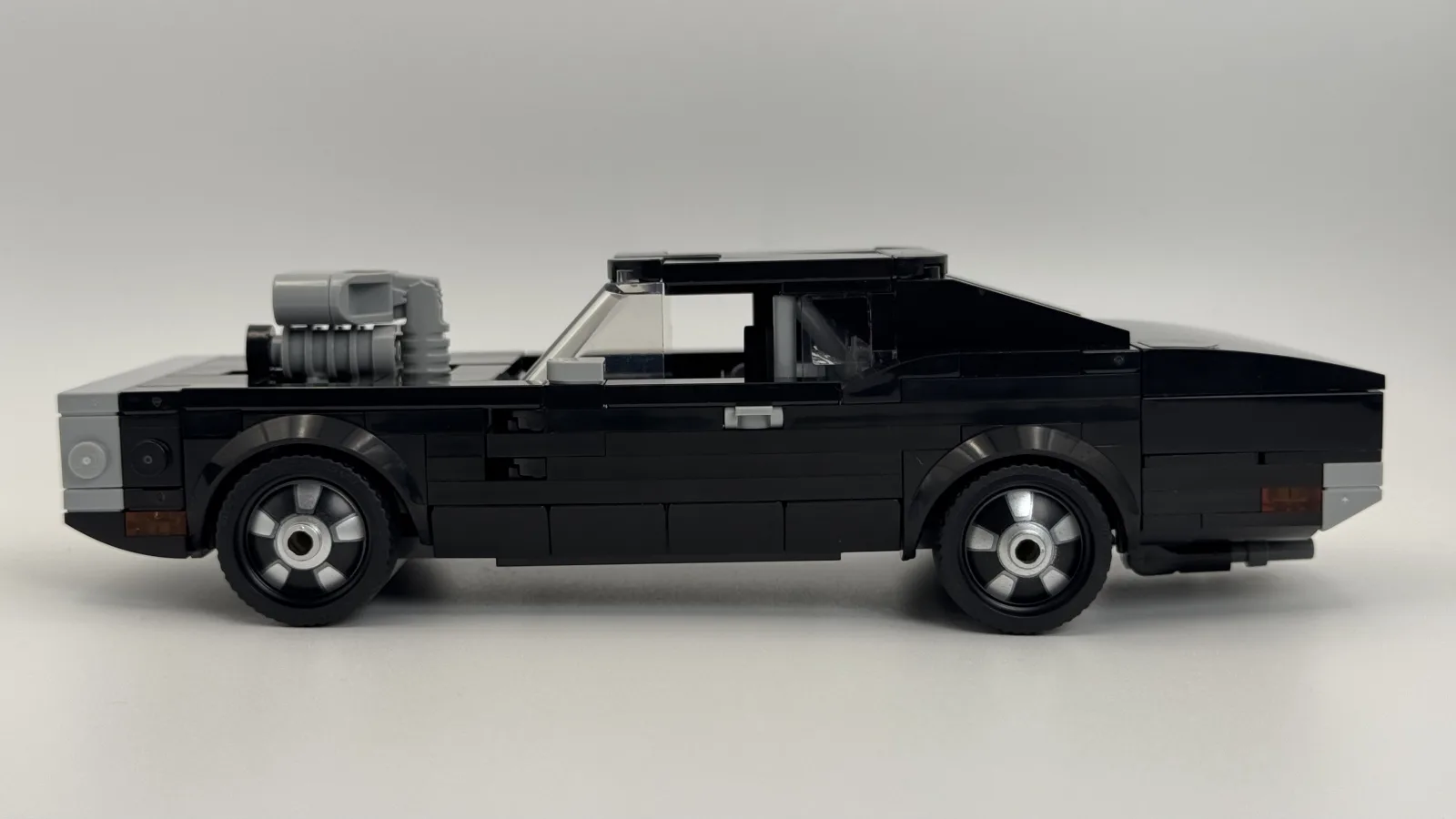 LEGO Speed Champions 76912 Fast & Furious 1970 Dodge Charger R/T additional image 3 thumbnail